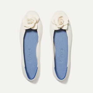 Rothy’s the Petal Square in Lovebird